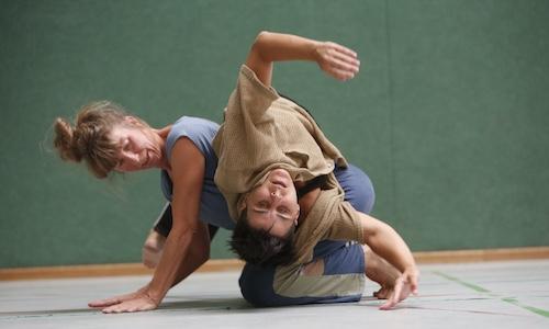 Herbstserie BASIS: Contact Improvisation